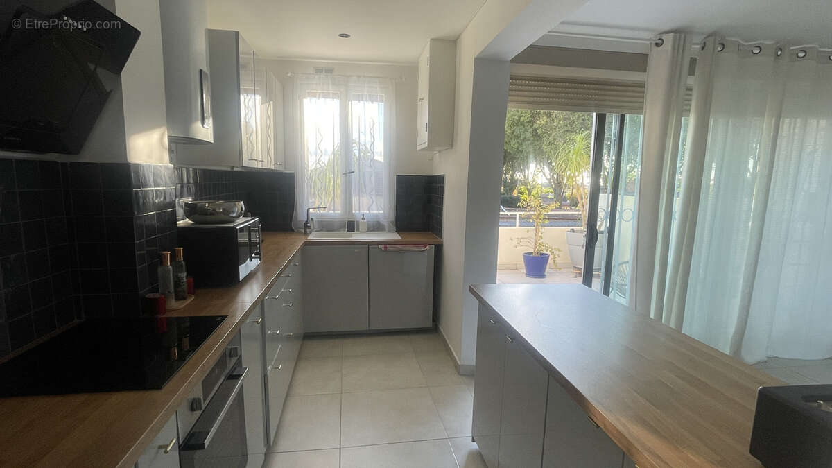 Appartement à MARSEILLE-14E