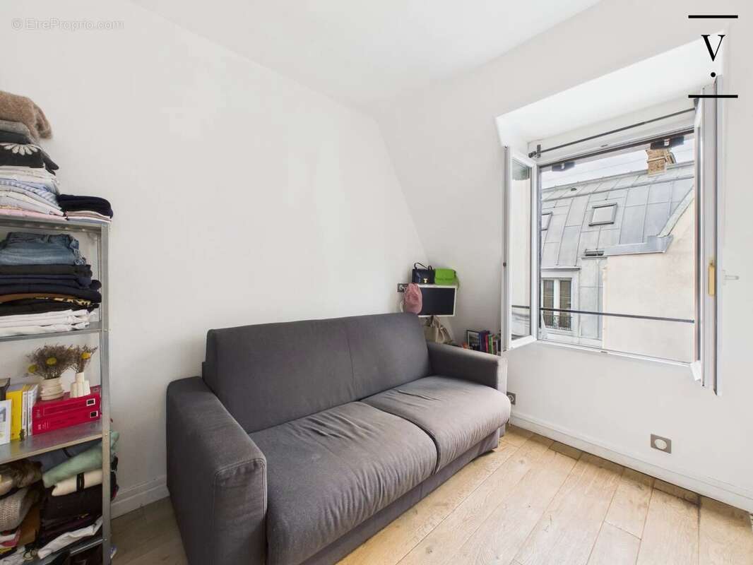 Appartement à PARIS-7E