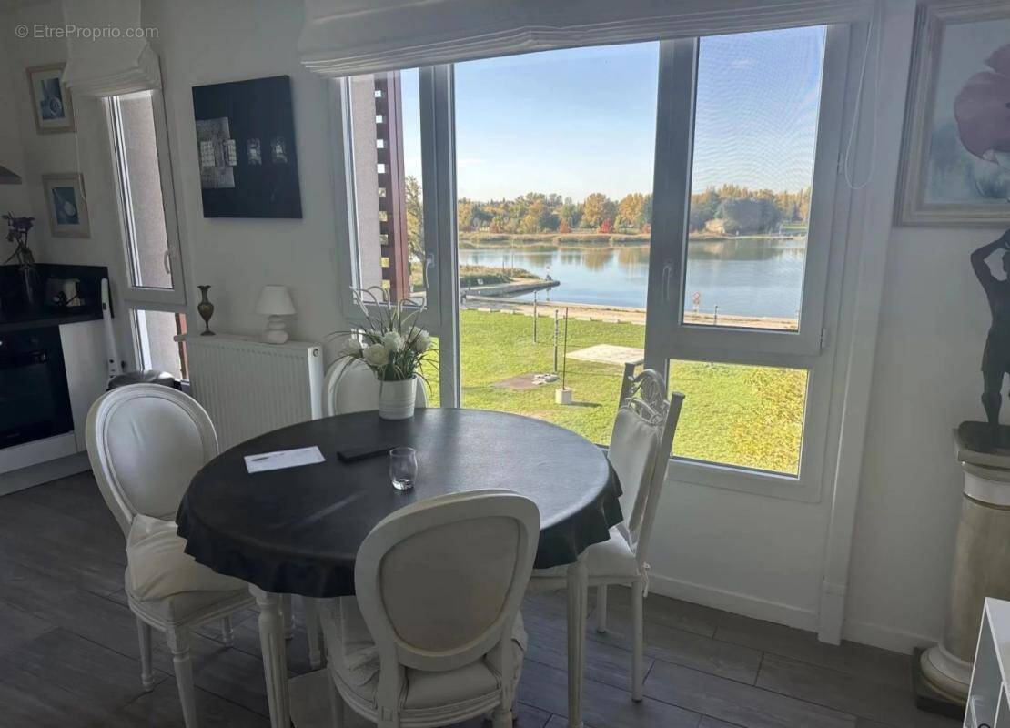 Appartement à MONTEUX