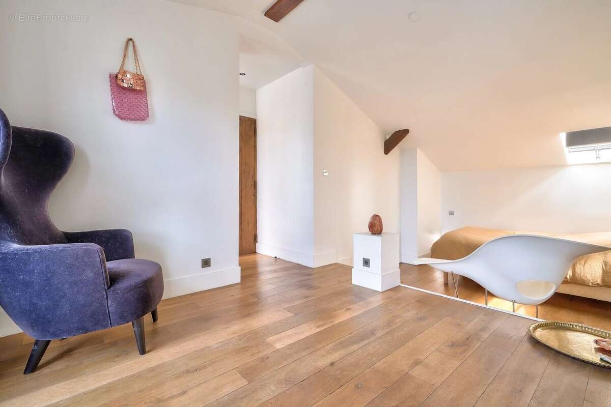 Appartement à PARIS-6E