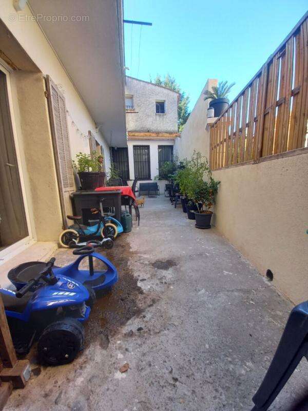 PUGET SUR ARGENS Appartement climatisé et rénové 2 terrasses 3 chambres 105 m2 - photo 14