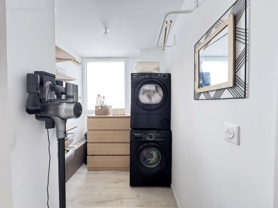 Appartement à MAUGUIO