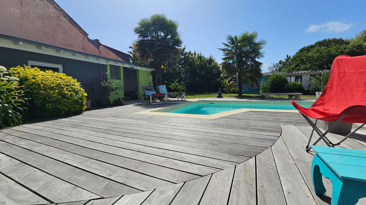 Maison familiale 162 m2 + maison à rénover 58 m2 + piscine - photo 17