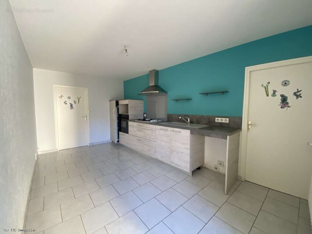 Maison à VILLEFAGNAN