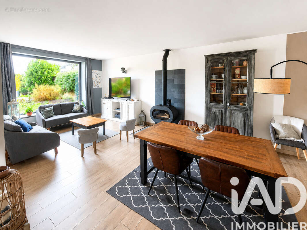 Photo 3 - Maison à SAINT-AY