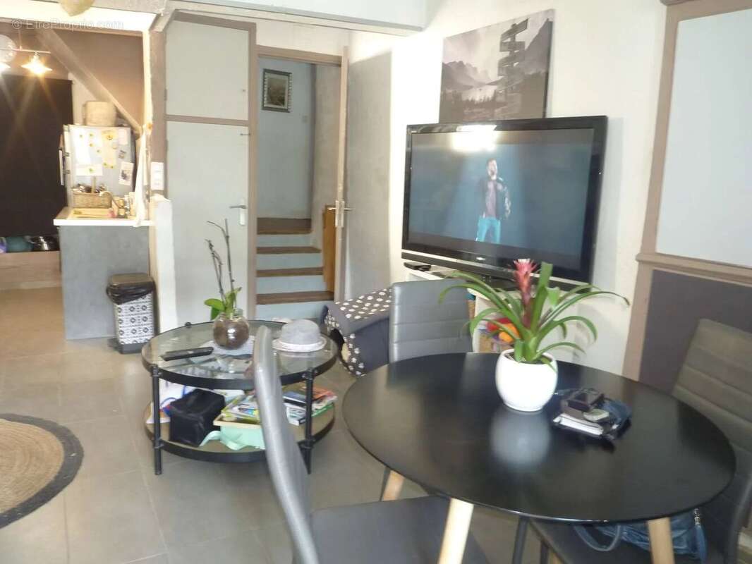 Maison à TOUET-SUR-VAR