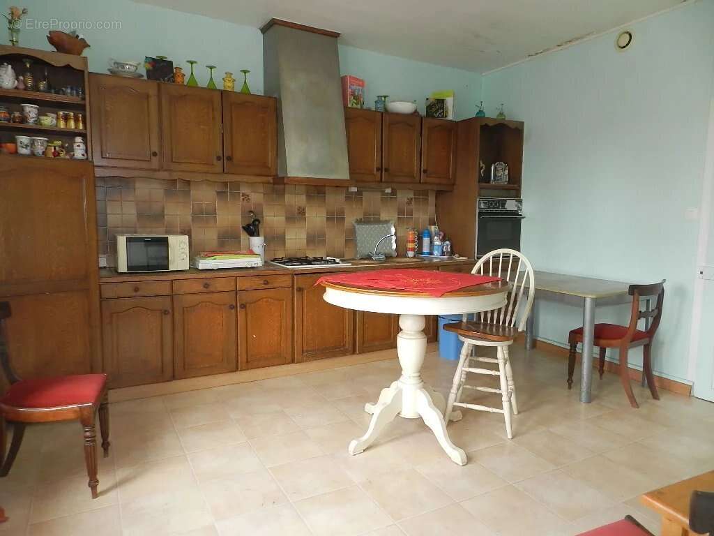 Appartement à SAINT-PIERRE-SUR-DIVES