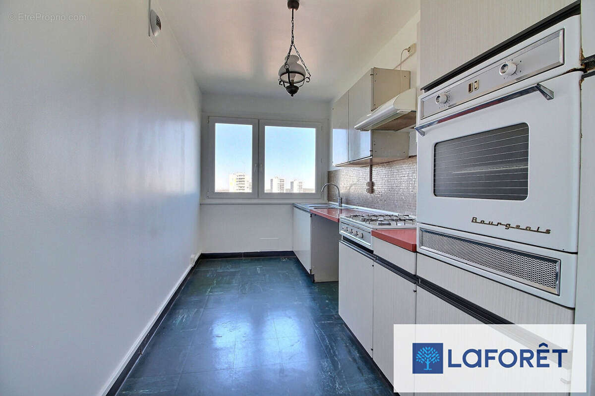 Appartement à RIS-ORANGIS