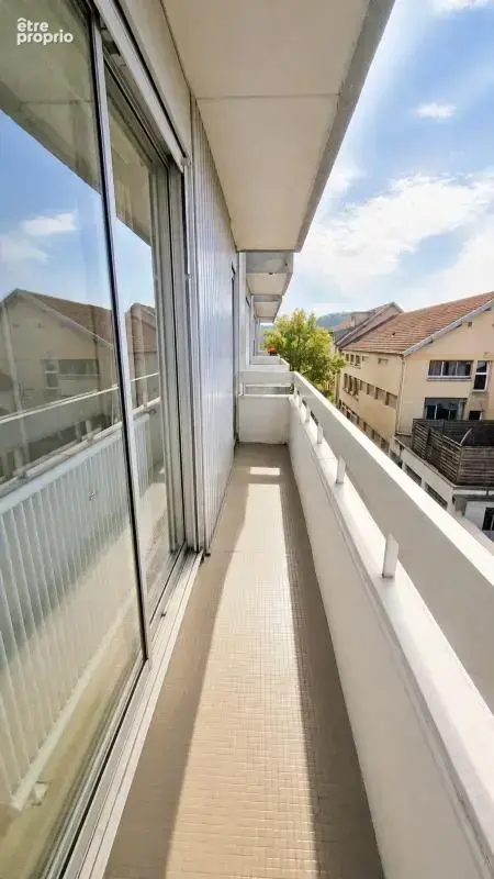 Appartement 2 pièces 64m²  avec balcon, garage et cave - Besançon Avenue Clémenceau - photo 7