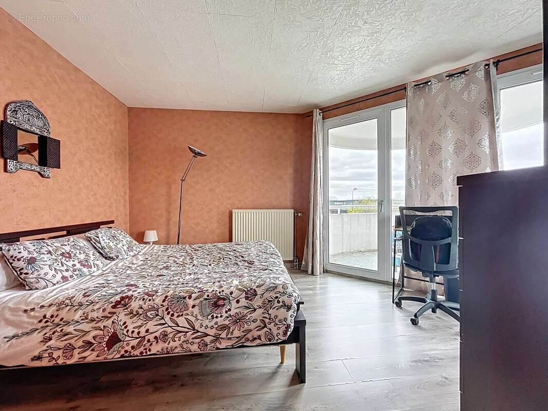 Appartement à ELANCOURT