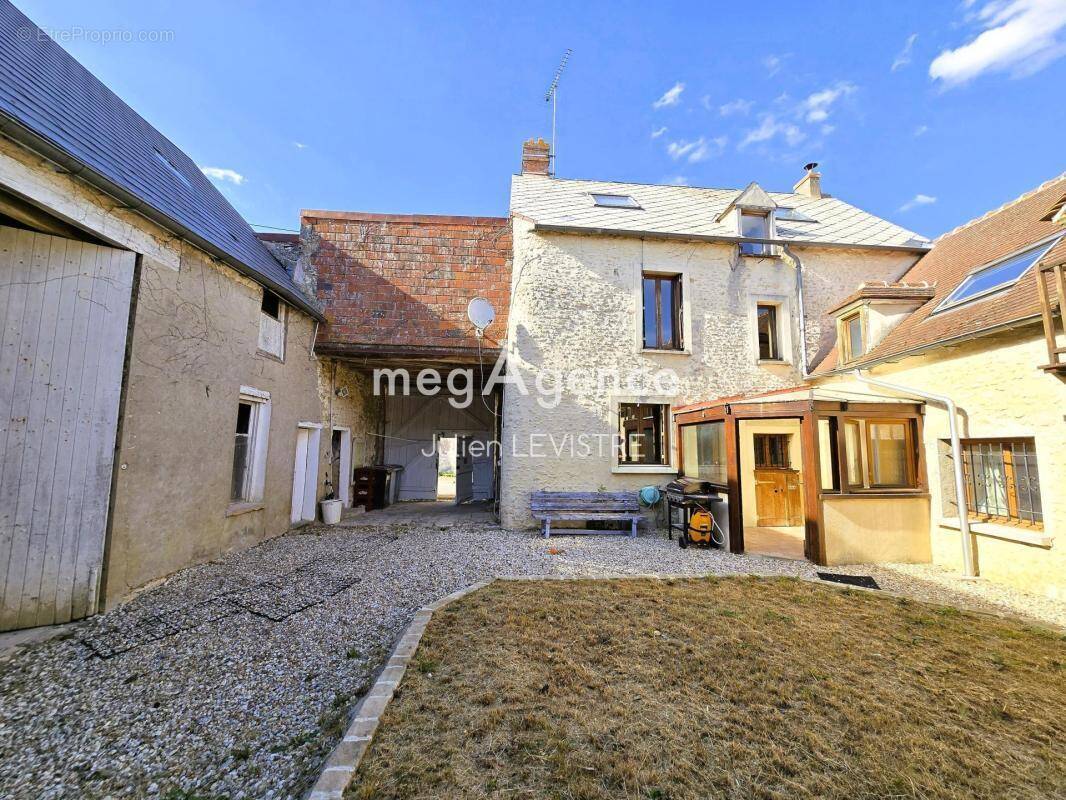 Maison à DOURDAN