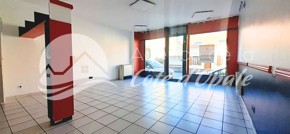 Commerce à LA CAPELLE-LES-BOULOGNE