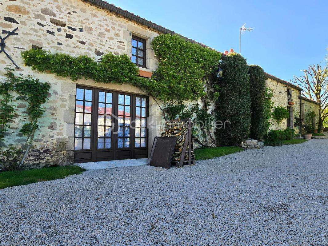 Maison à LES LUCS-SUR-BOULOGNE