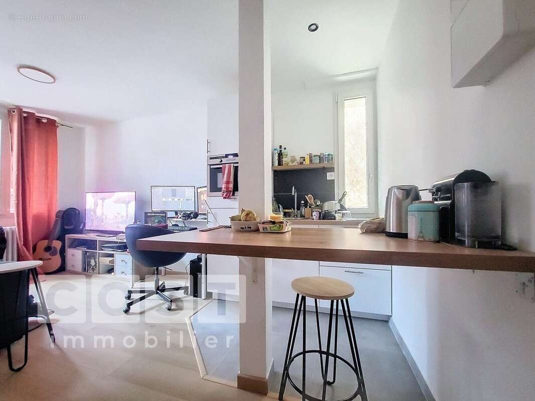 Appartement à COLOMBES