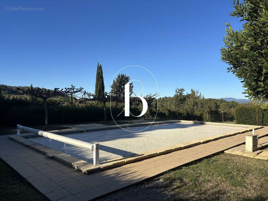 Maison à SAINT-THEODORIT