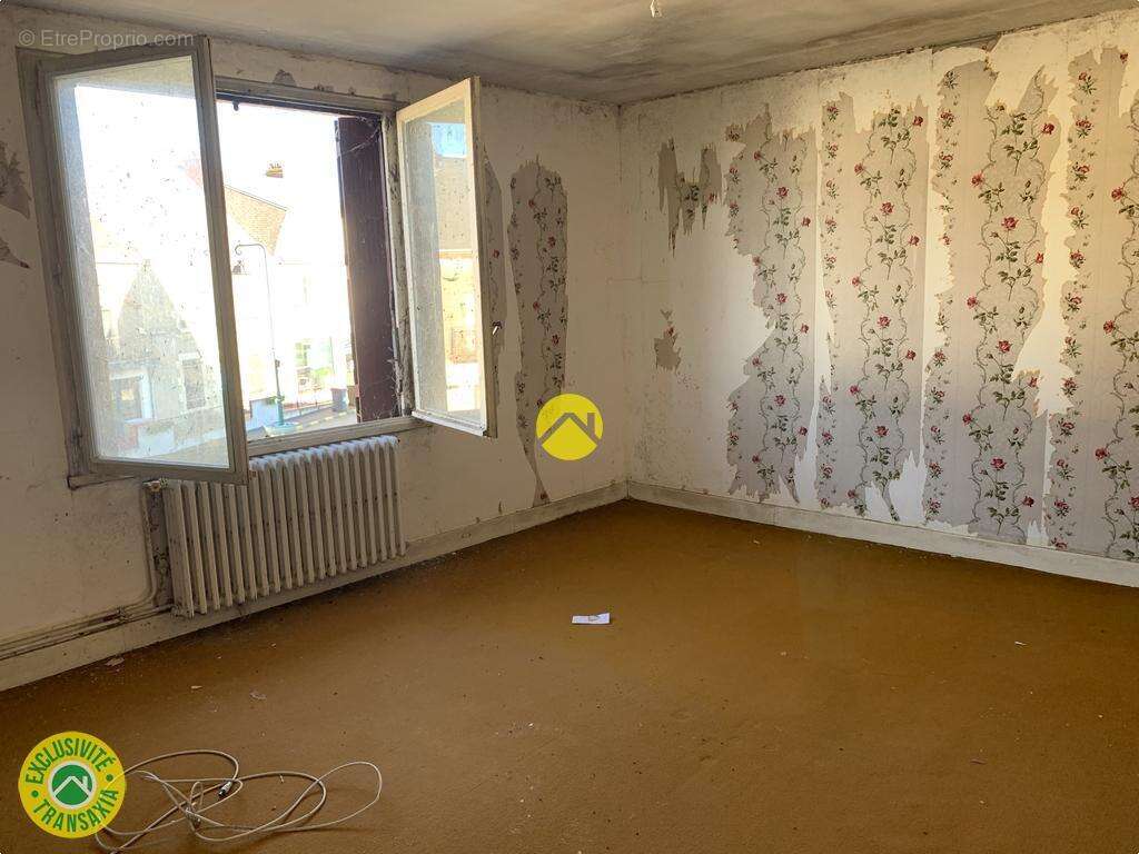 Maison à PREVERANGES