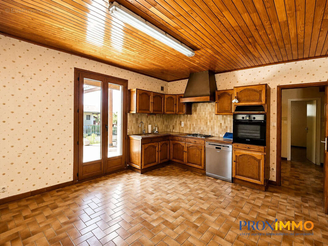 Maison 160 m² à Izeaux  - photo 5