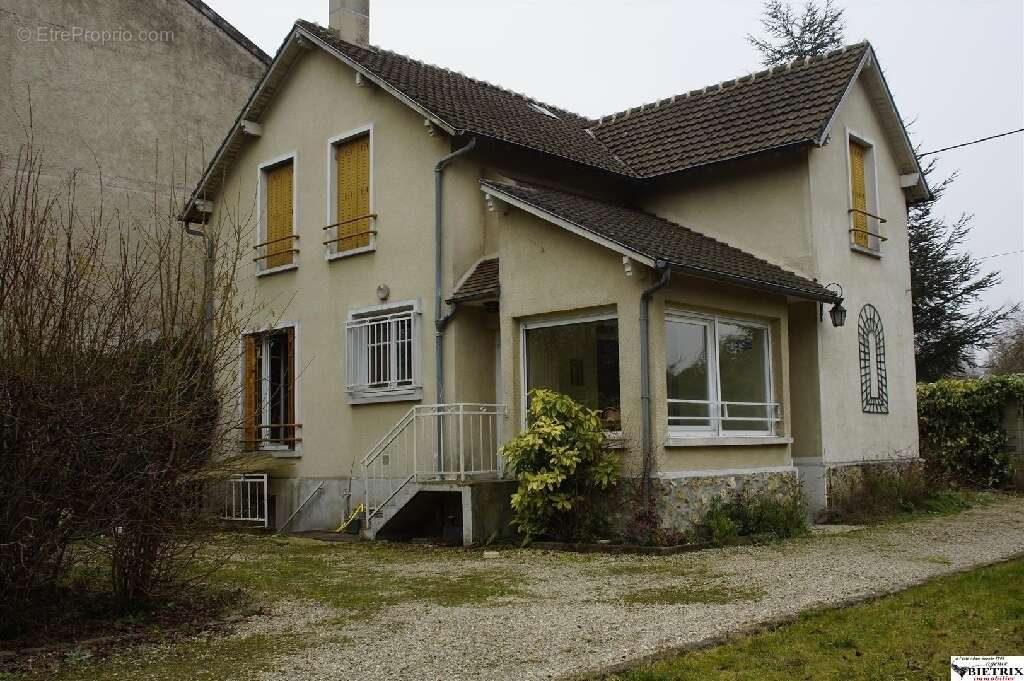 Maison à VALMONDOIS