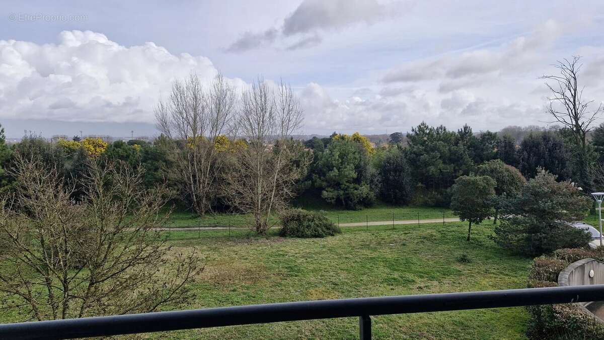 Appartement à VILLENAVE-D'ORNON