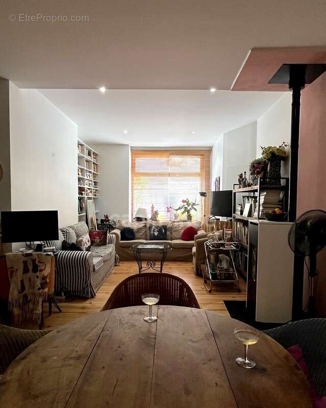"Chat"-oyante maison d'hôtes, 10 pièces, 8 chambres, avec jardin clos, à quinze minutes de MARCIAC, MIRANDE ET VIC-FEZENSAC (32) - photo 7