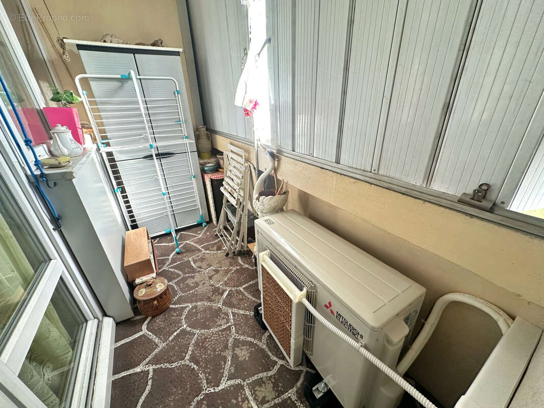 Appartement à PIERRE-BENITE