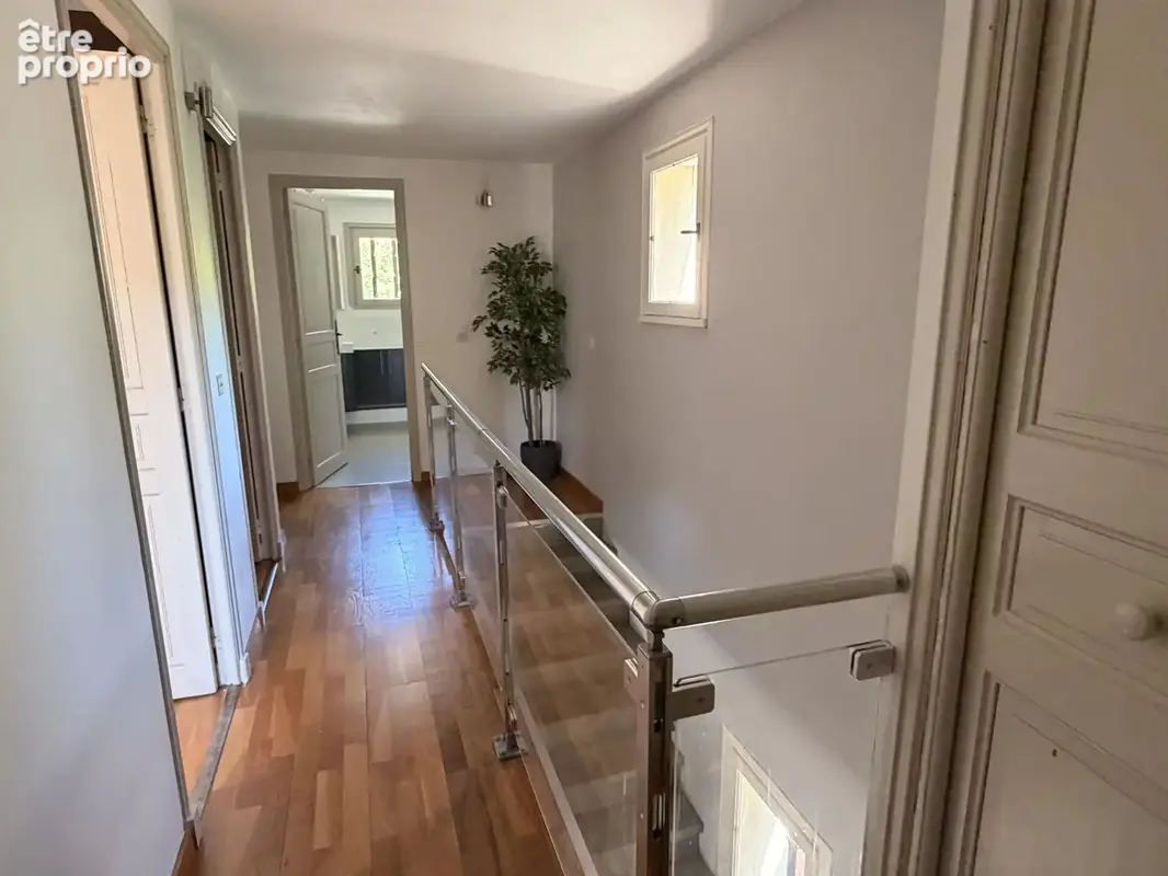 Très agréable villa avec piscine - photo 40