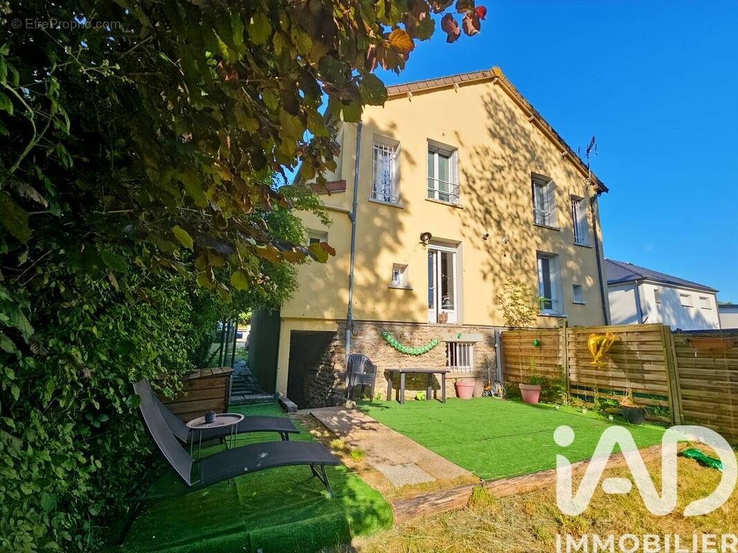 Photo 1 - Appartement à SOIGNOLLES-EN-BRIE