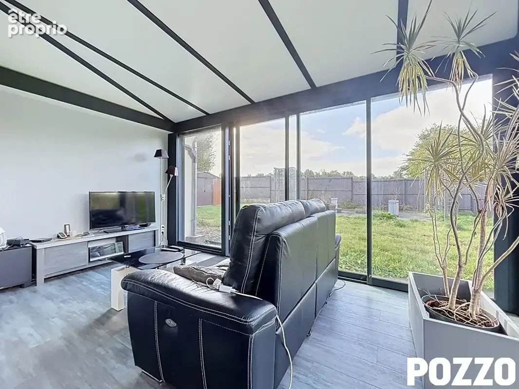 Maison de 125 m²  Villedieu-les-Poêles Rouffigny - photo 5