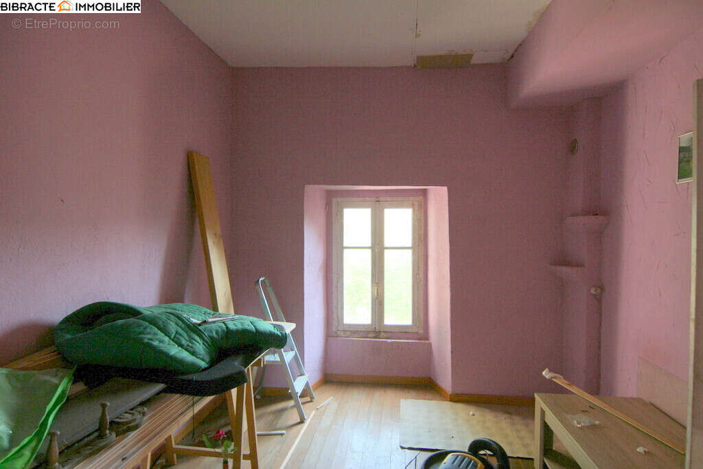 Maison à CHARBONNAT