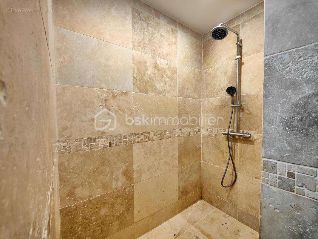 Maison à LA GARENNE-COLOMBES