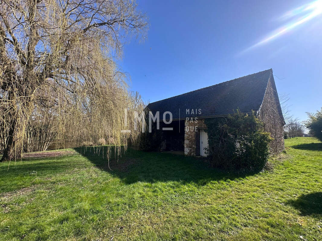 Maison à BEAUMONT-LA-RONCE