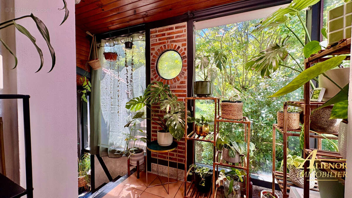 Maison de 100 m² à Montrem - photo 8