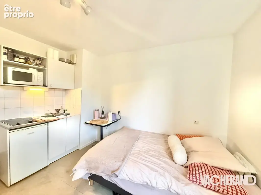 Appartement 1 pièce 18 m² à vendre à Lille (59000) - photo 2