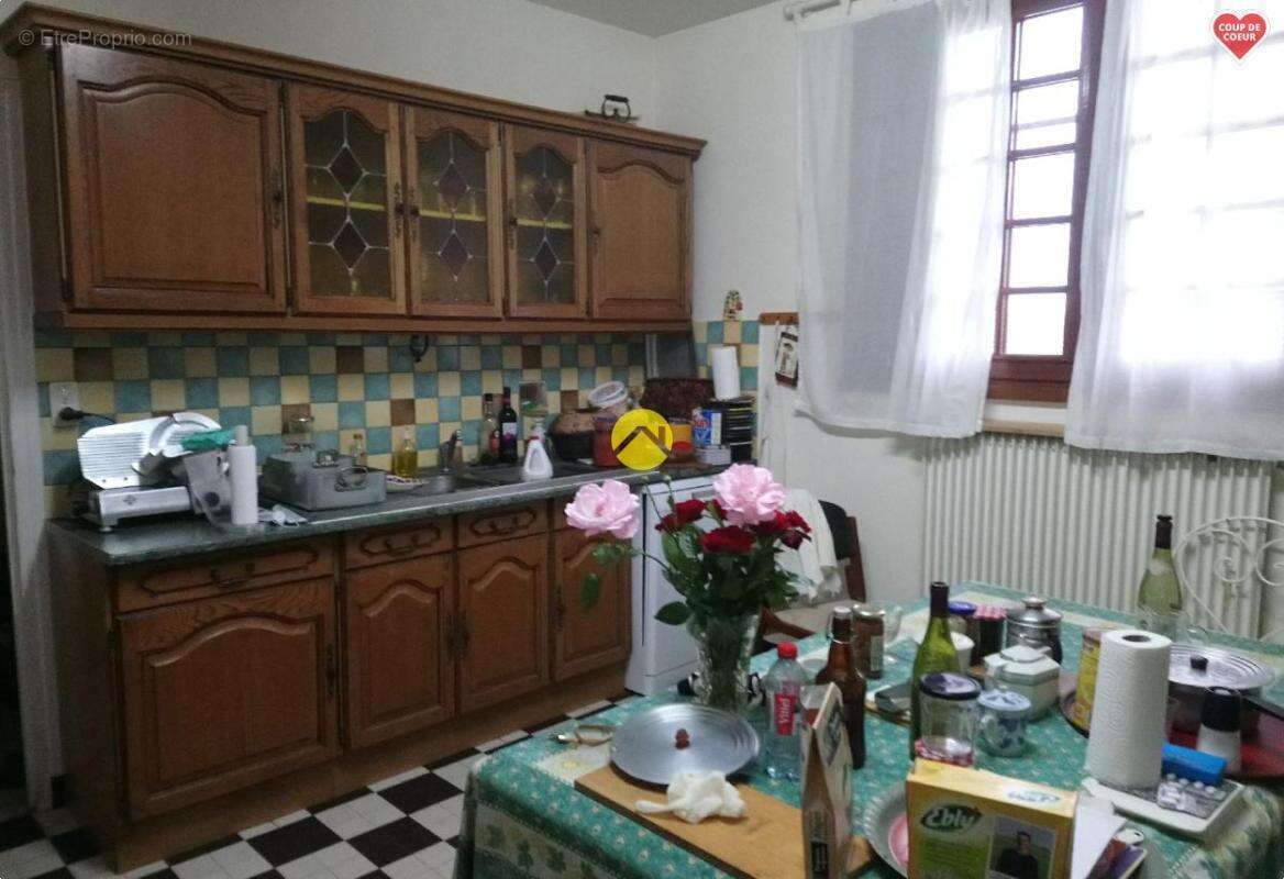 Maison à SAINT-AMAND-MONTROND