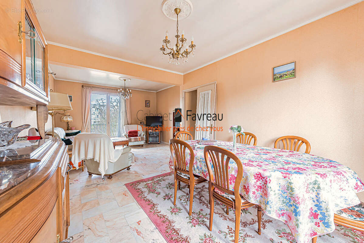 Maison à CHEVILLY-LARUE