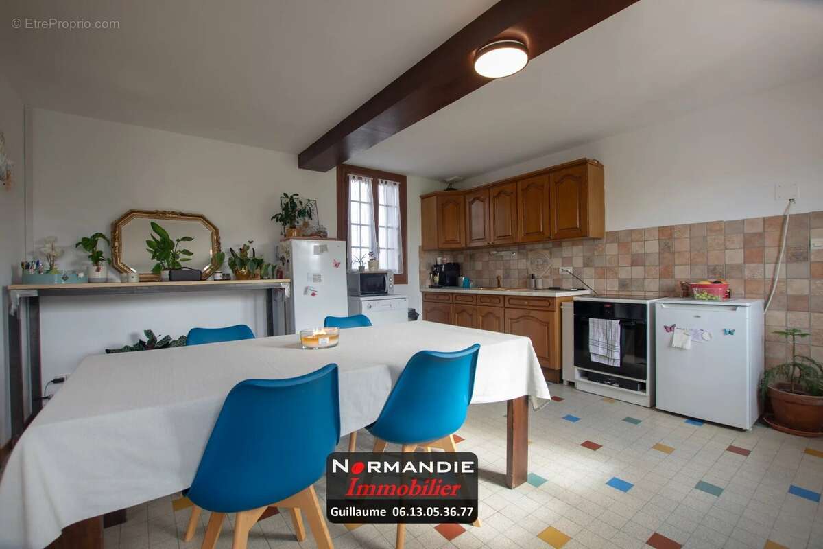 Maison à LA TRINITE-DU-MONT