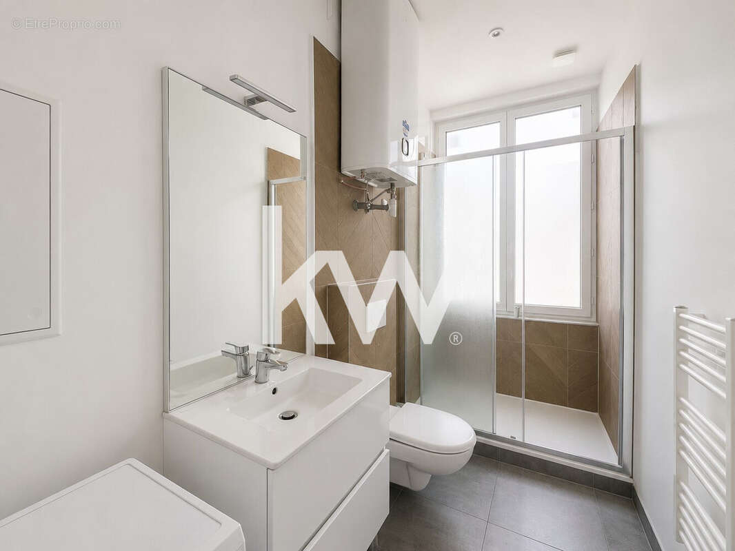 Appartement 39 m² à Saint-Etienne  - photo 5