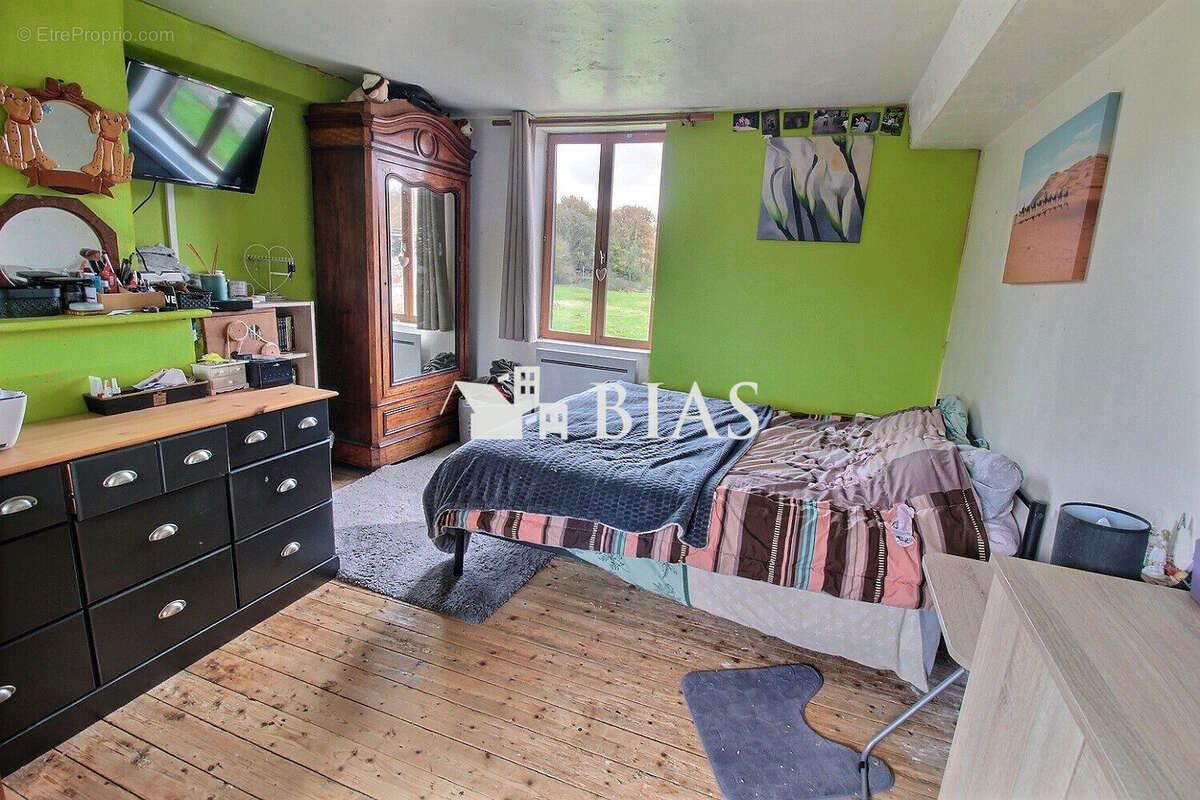 Maison à BOURG-ACHARD