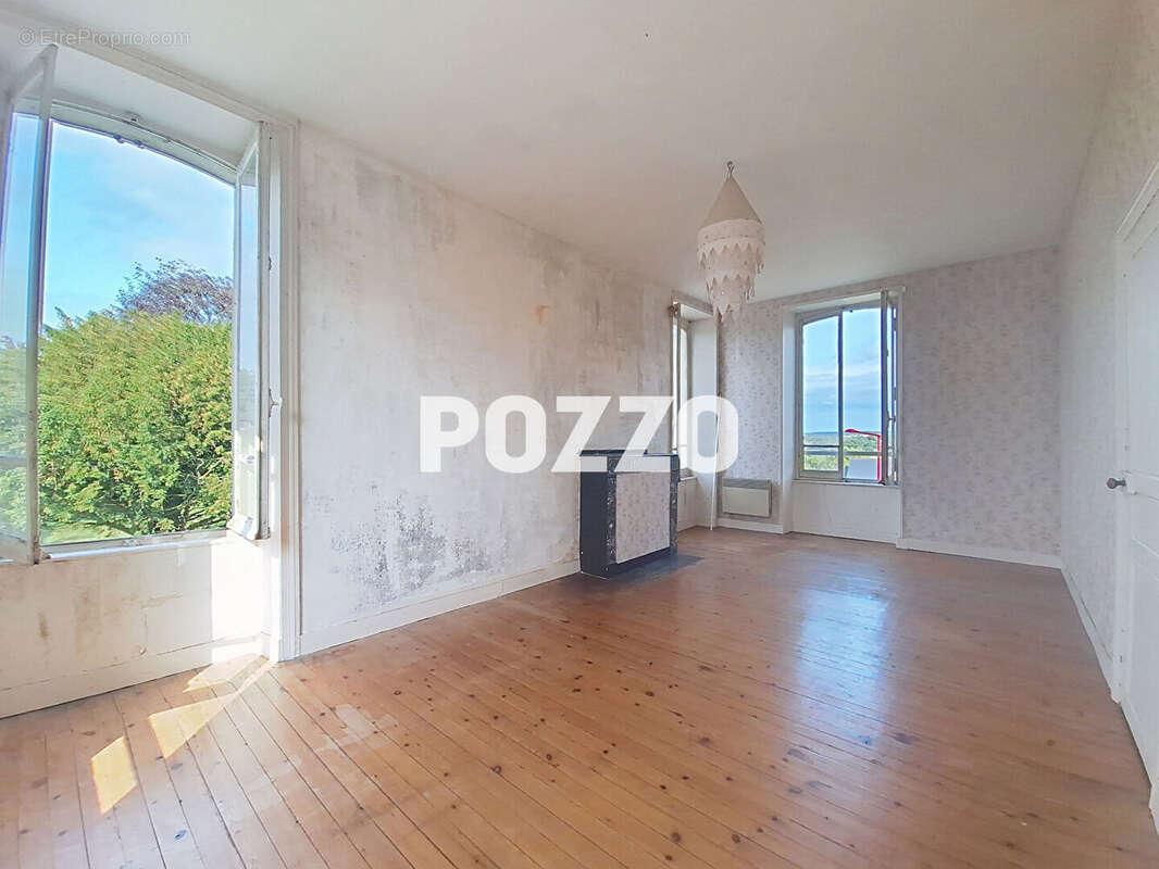 Maison à VILLERS-BOCAGE