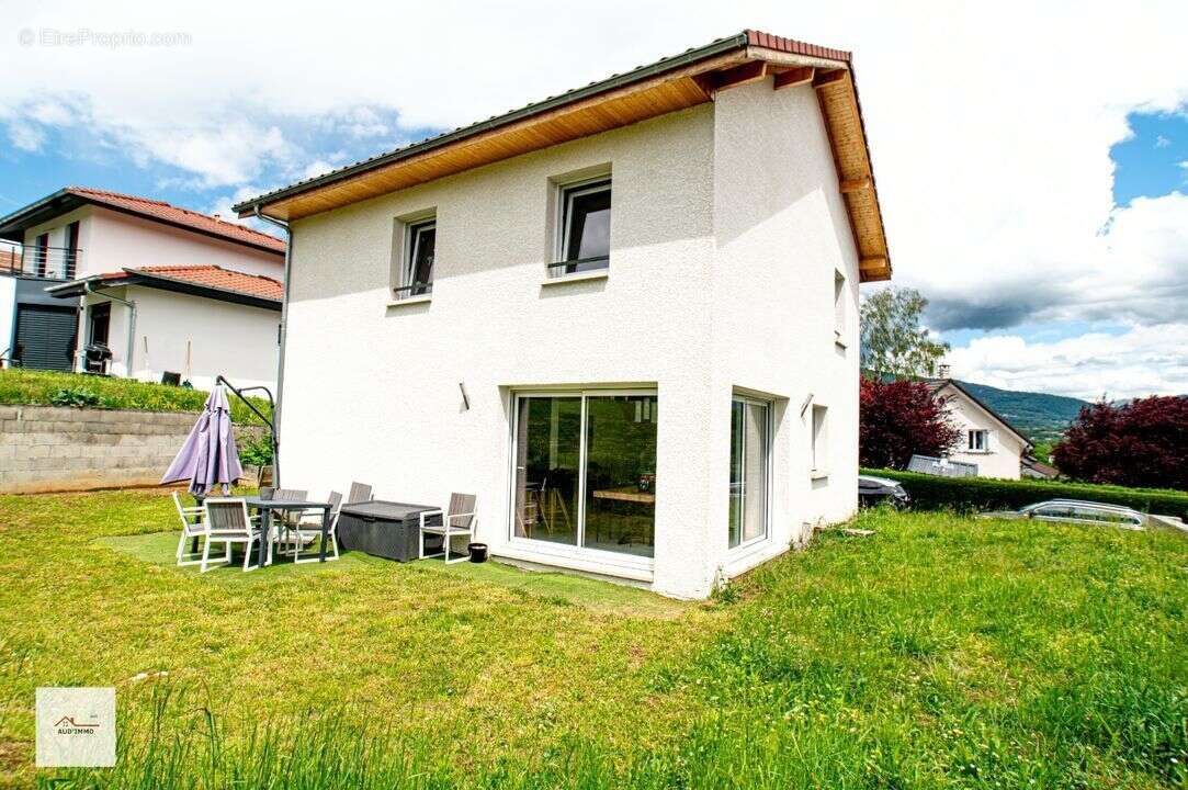 Maison à REIGNIER