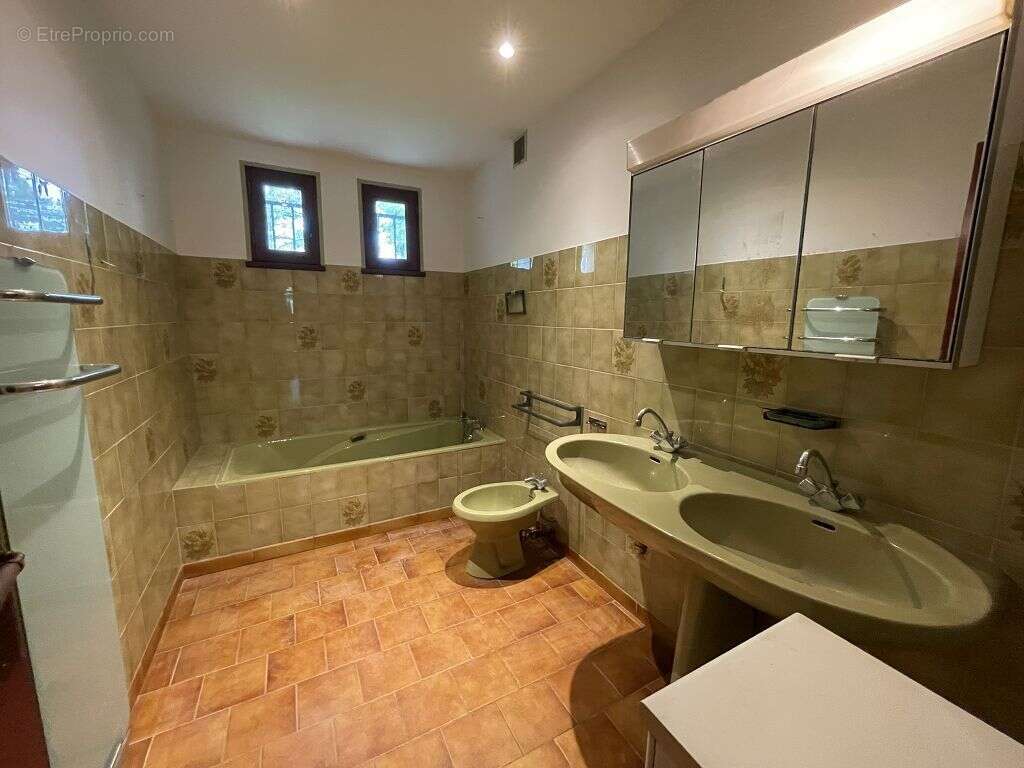 Maison à BAZOCHES-SUR-LE-BETZ