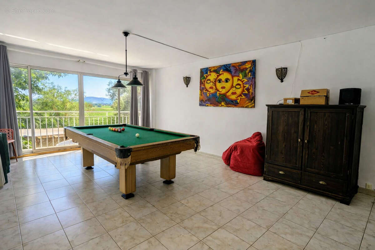 Maison de caractère avec piscine, vue vignes et logement indépendant - photo 12