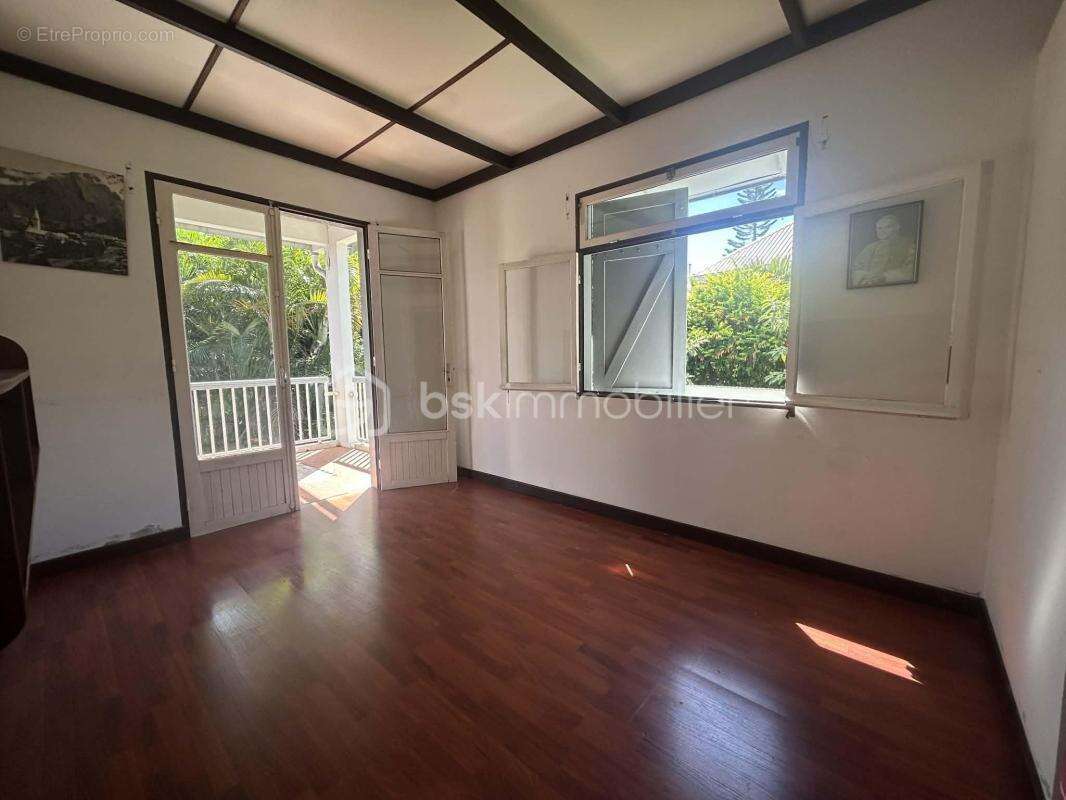 Maison à SAINT-DENIS