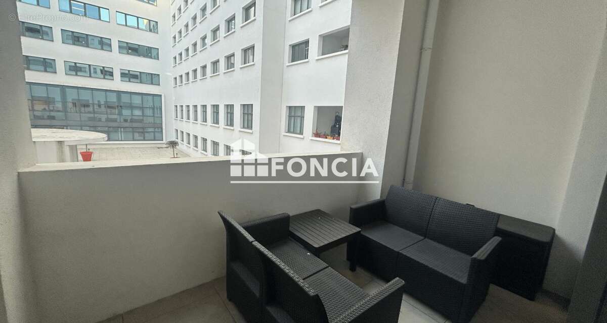 Appartement à MARSEILLE-2E