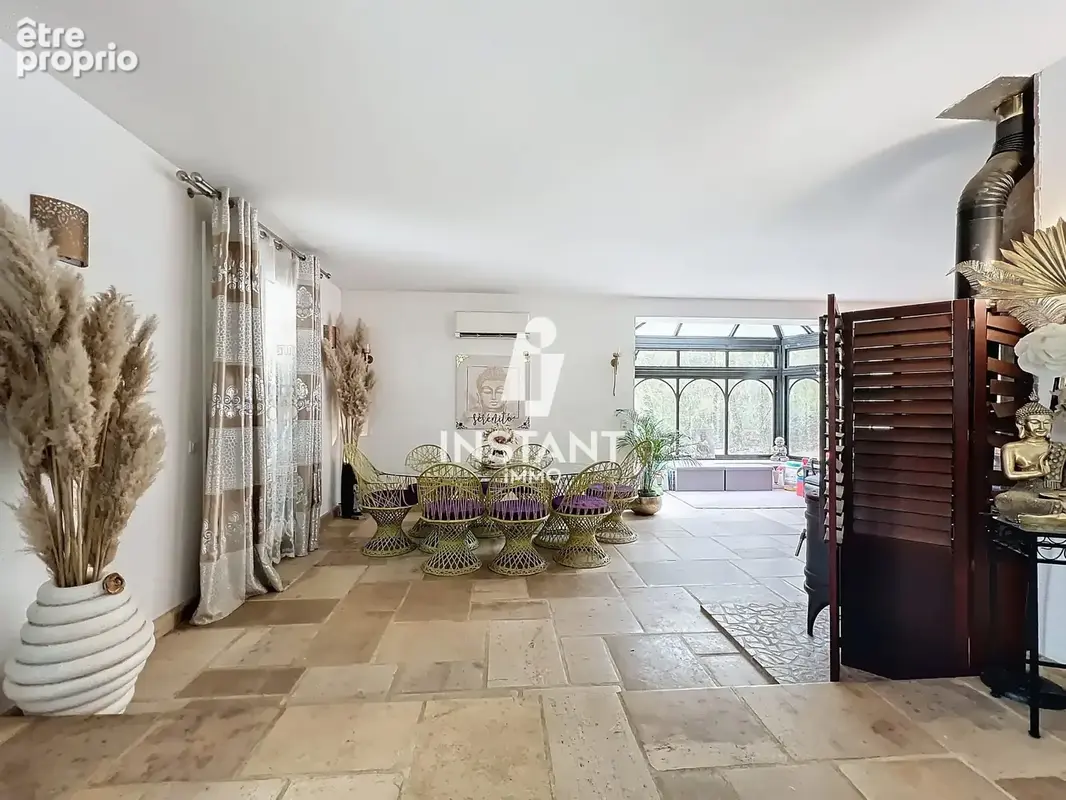 Maison 210 m² à Grisy-Suisnes  - photo 5
