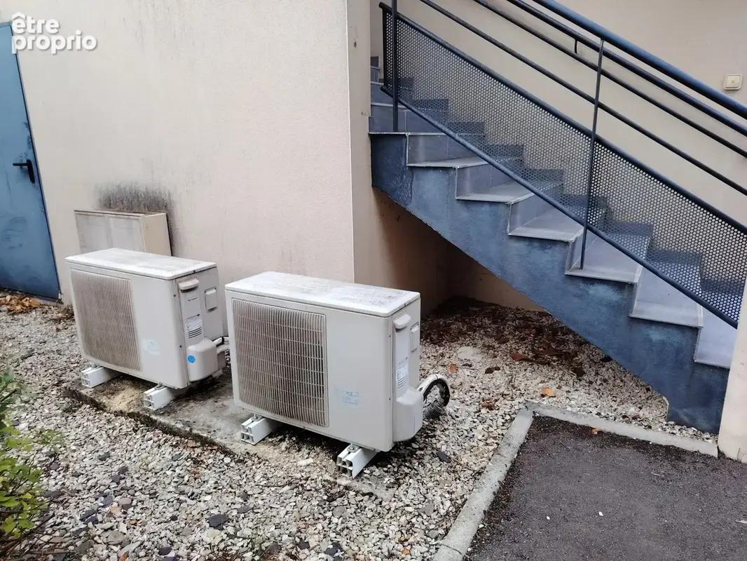 Troyes, Appartement type II dans copropriété sécurisée - photo 8