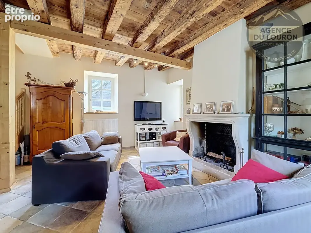 Maison, Gîte, & Dépendances à Avajan - photo 9