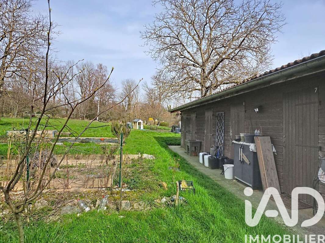 Photo 3 - Appartement à PERON