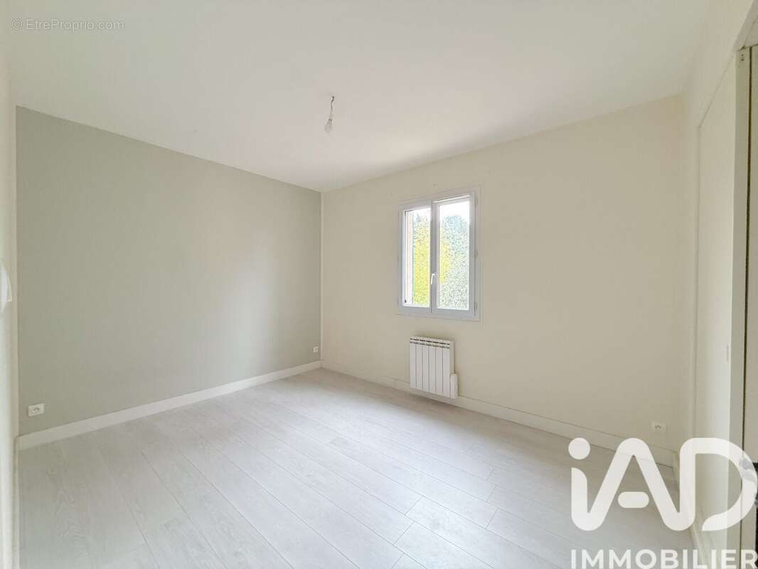 Photo 5 - Maison à SAINT-MAXIMIN-LA-SAINTE-BAUME