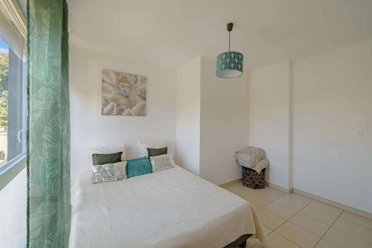 Appartement à MARSEILLE-13E